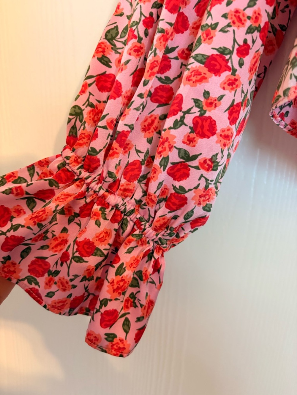 Wayf Pink Floral Drawstring Ruched Peasant Blouse - Picture 4 of 4